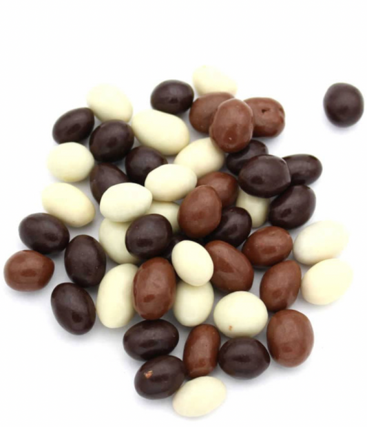 Cacahuètes enrobées trois chocolats