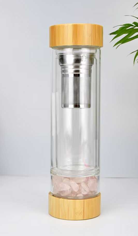 Doordrenkt roze kwartsfles